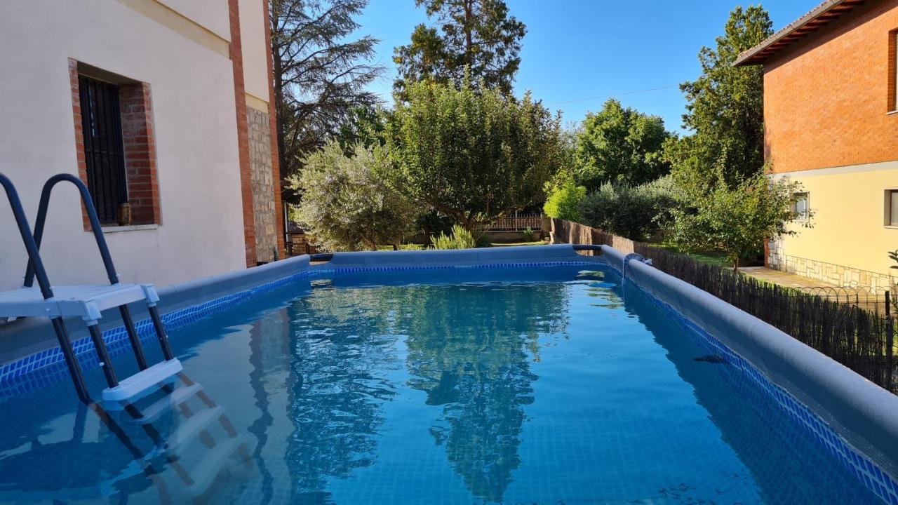 Raffinata casa con wifi e giardino immersa nel verde VAL D'ORCIA DELUXE Montalcino Esterno foto